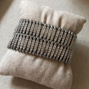 Sparkly stretch bracelet